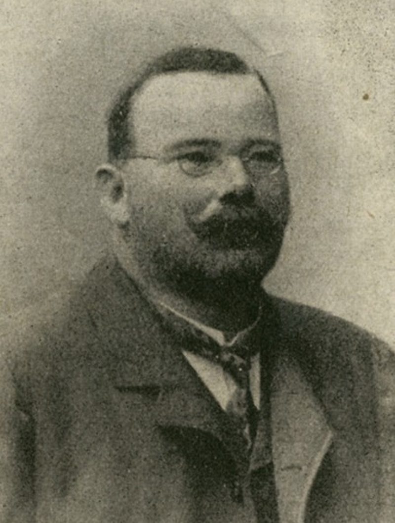 Portret - Franjo DULAR