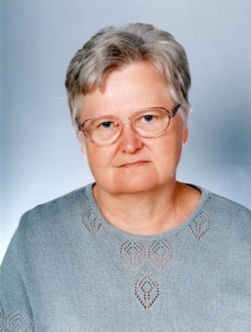 Portret - Ksenija KHALIL