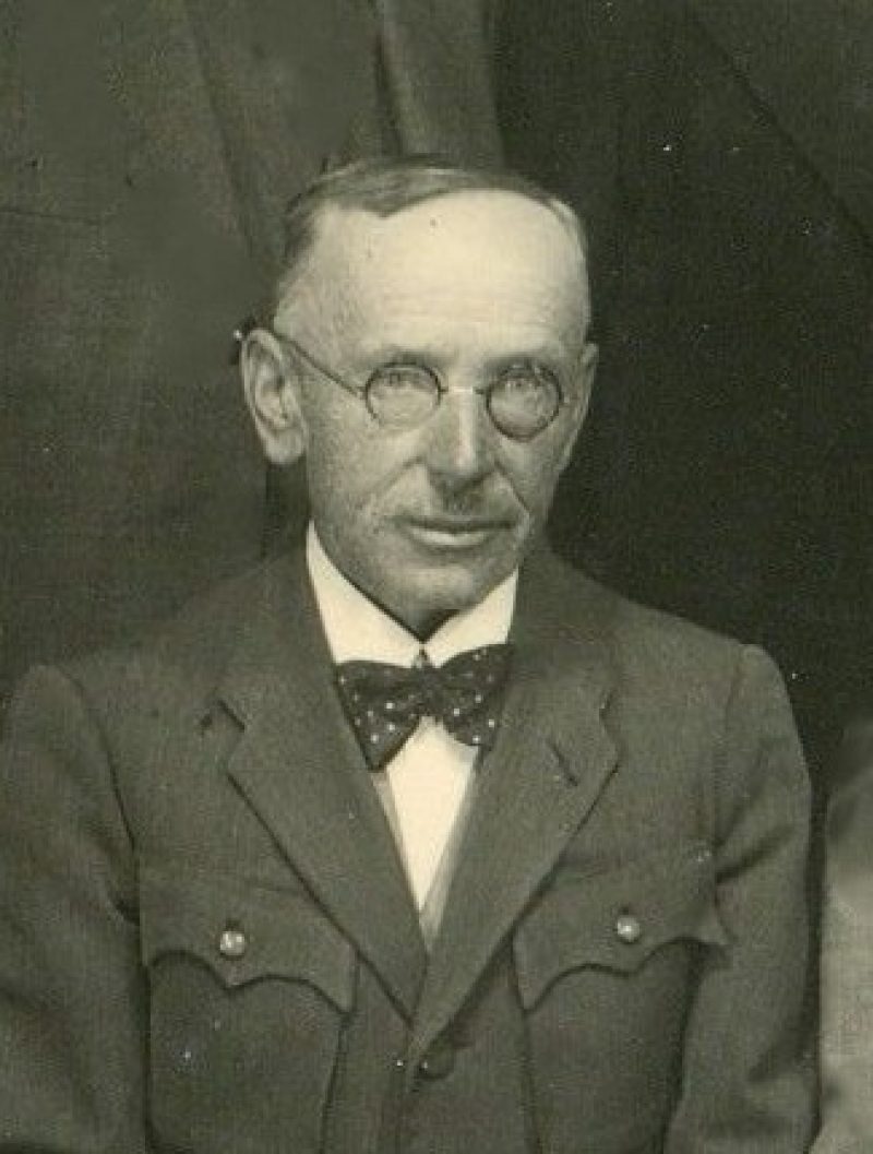 Portret - Josip MENCEJ