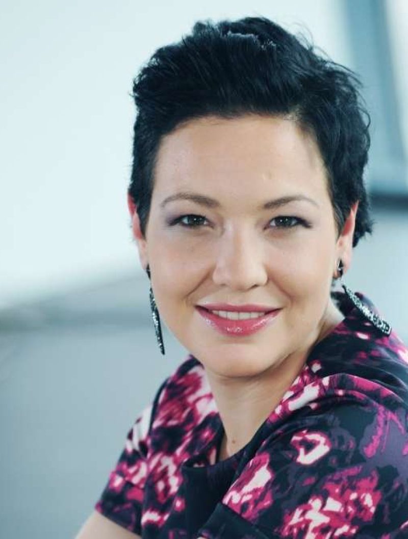 Portret - Lucija MLINARIČ