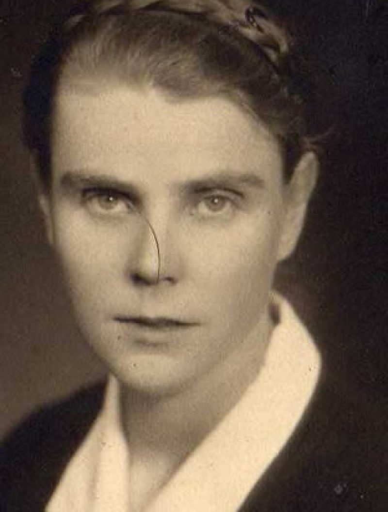 Portret - Marija TOMŠIČ