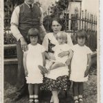 USENIK (por.  Bernard), Milena