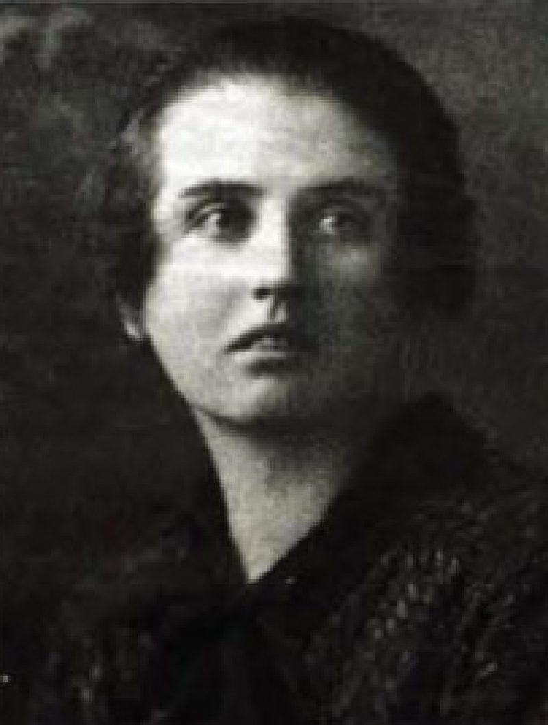 Portret - Štefanija JAZBAR