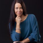 Portret dr. Lucije Čevnik