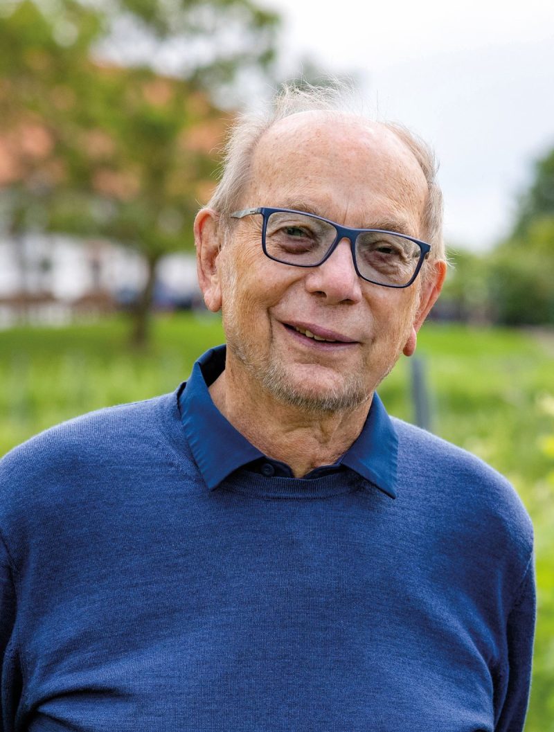 Portret - Vladimir PUKLAVEC