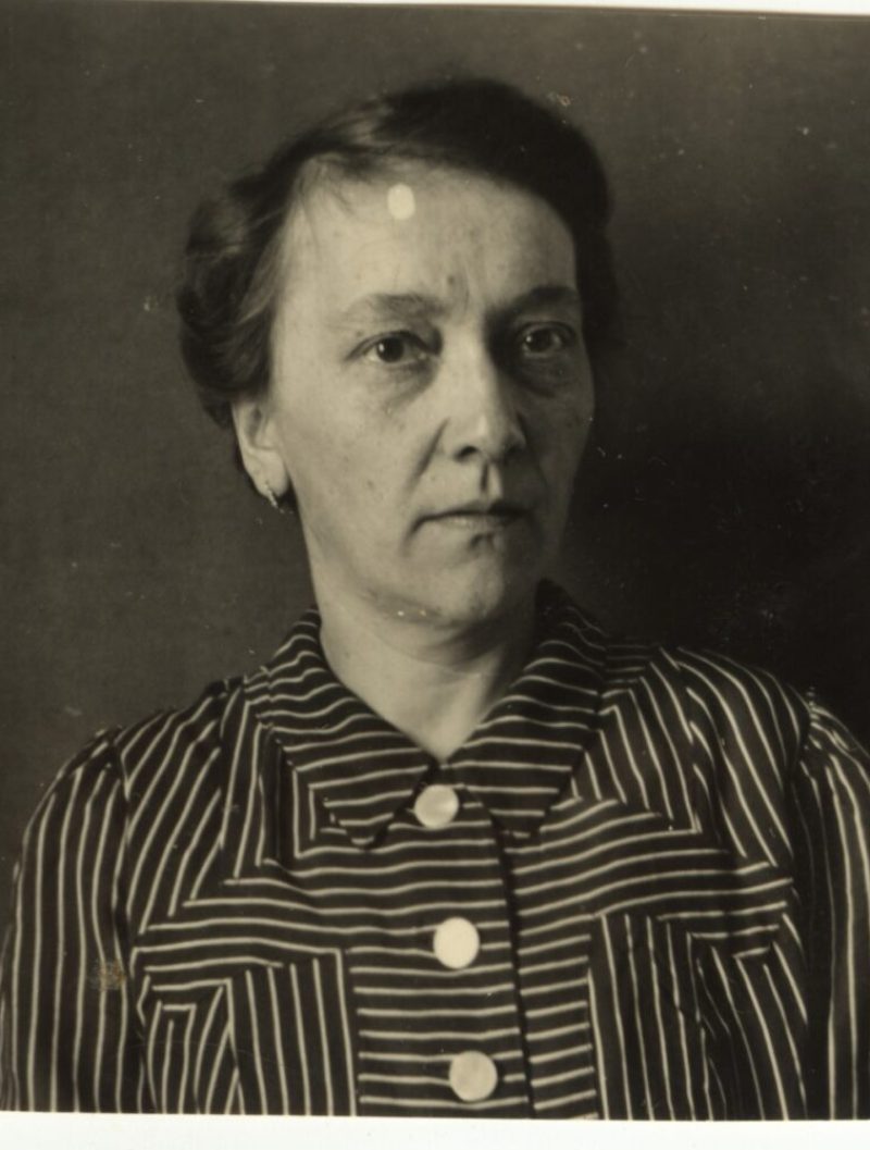 Portret Emilije Zdolšek, rojene Grasselli