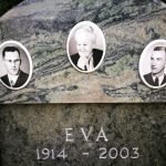 Grob Eve Lovše, foto: Matija Sajko (vir: slovenski grobovi)